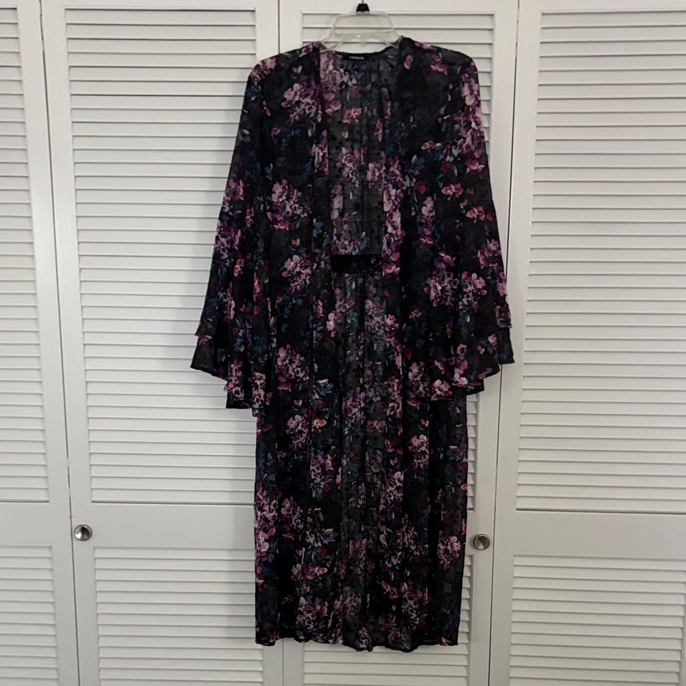 Torrid Floral Black and Purple Women's Kimono